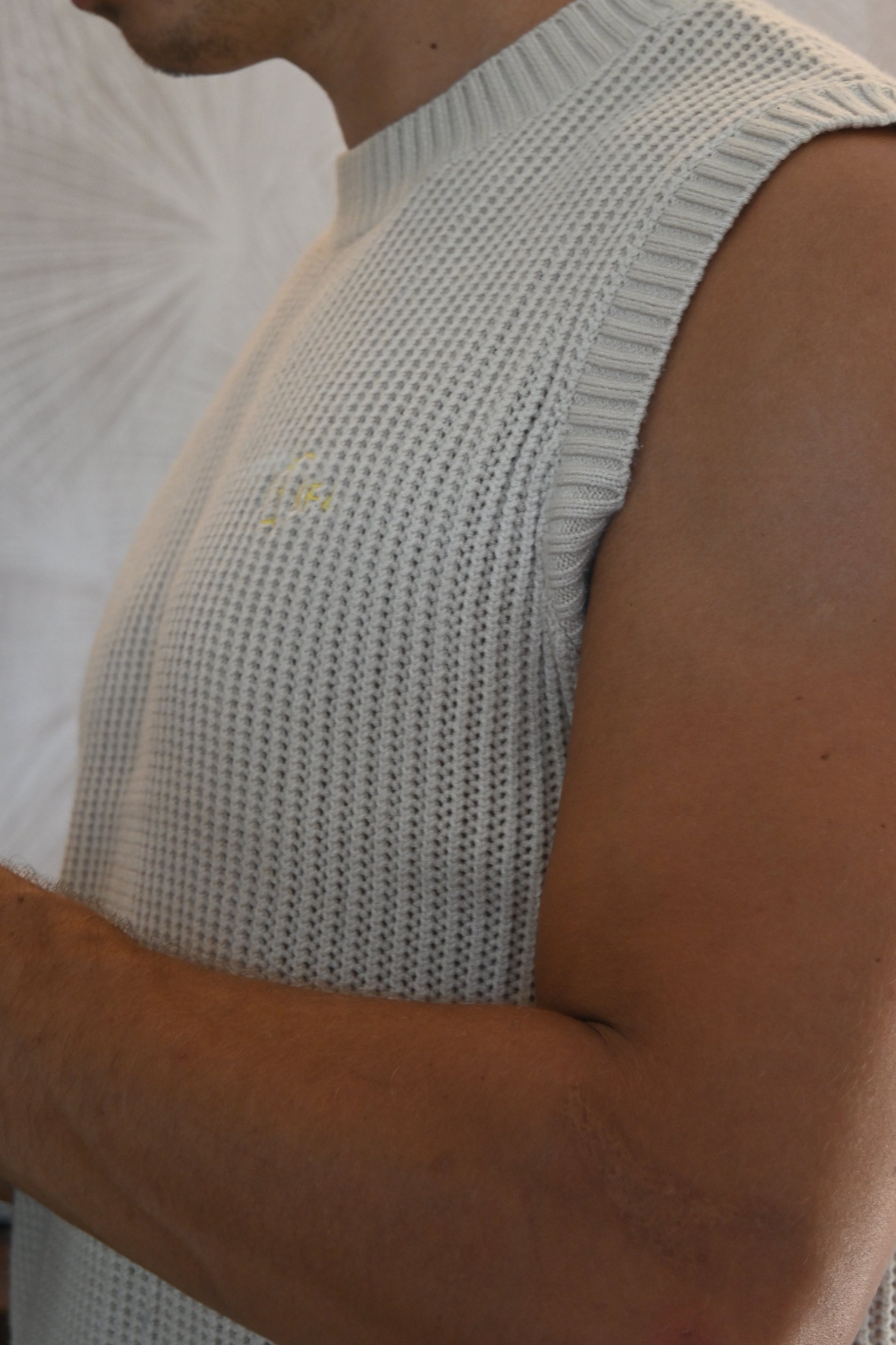 Canottiera in maglia senza maniche